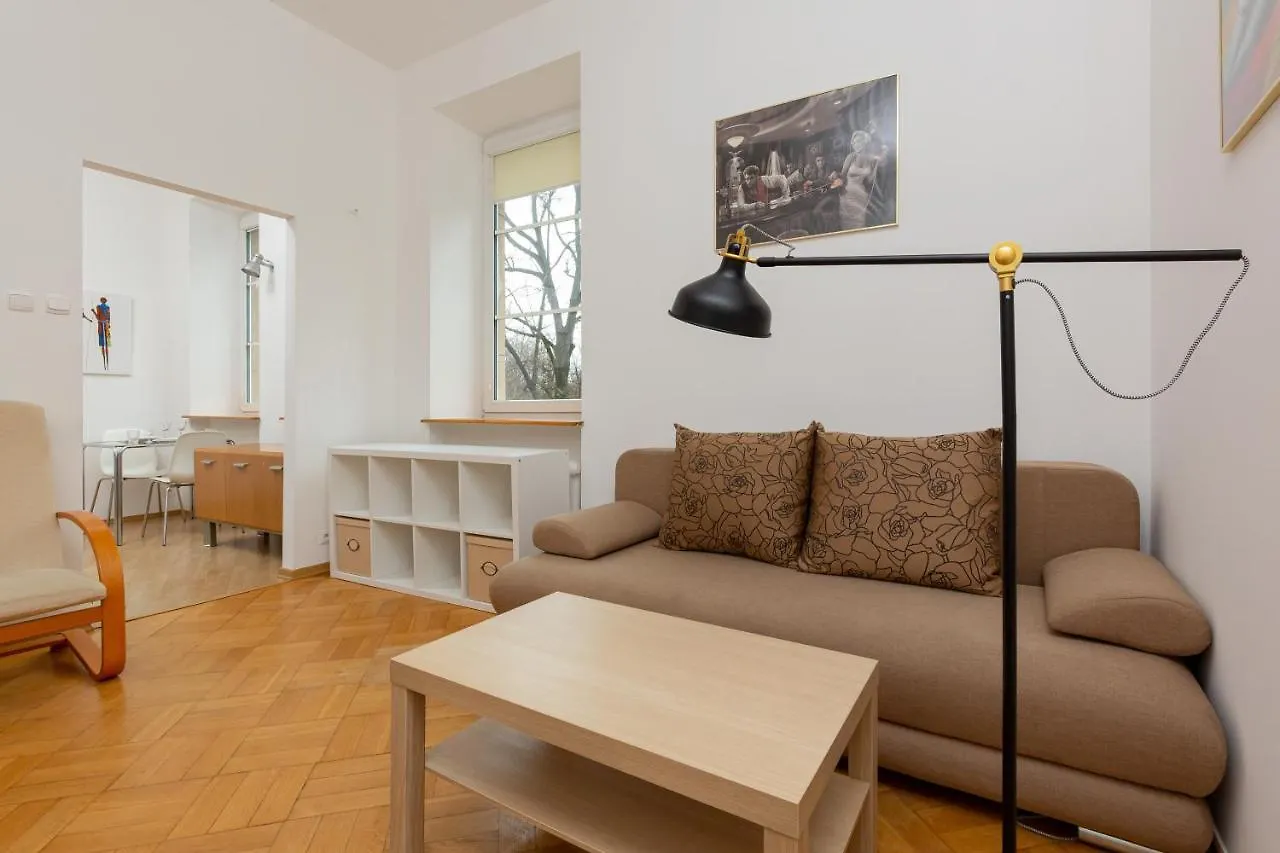 Downtown Studio Apartment By The Park By Noclegi Renters Warschau