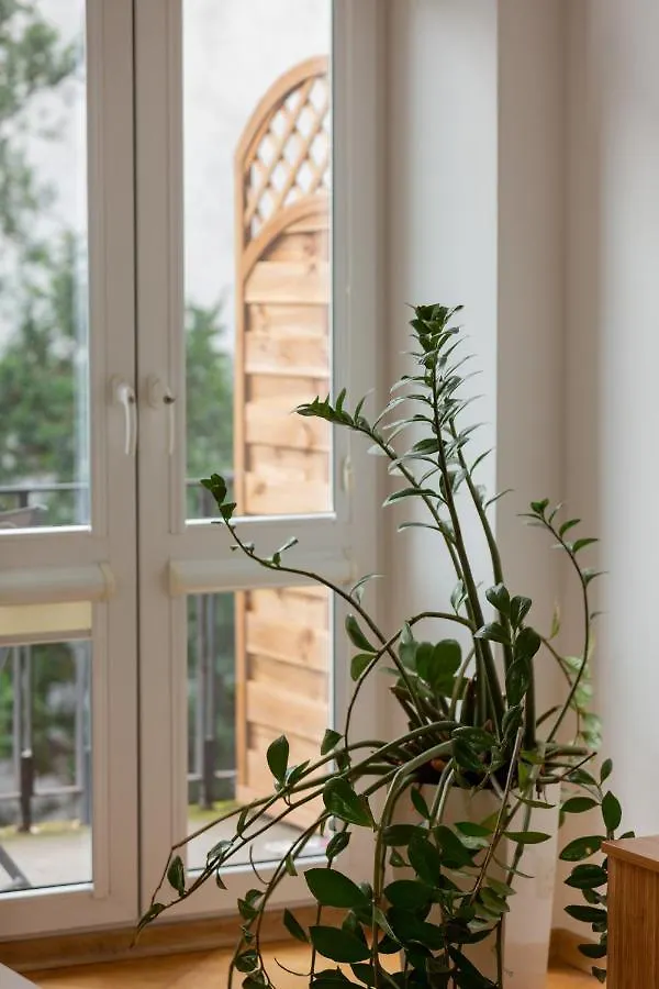 Downtown Studio Apartment By The Park By Noclegi Renters Warschau